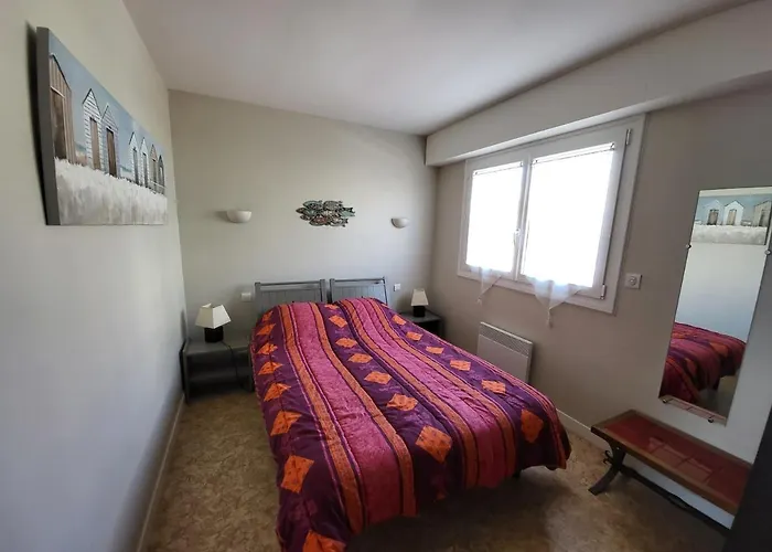 2 Face - Parking, Animaux Ok - Fr-1-92-625 * Les Sables-dʼOlonne